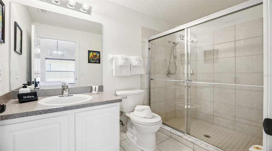 DAVENPORT, Florida 33837, 4 Bedrooms Bedrooms, ,3 BathroomsBathrooms,Residential,For Sale,TIVOLI,0,MFRO6401550