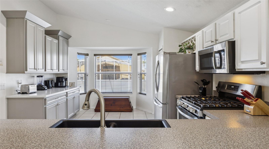 DAVENPORT, Florida 33837, 4 Bedrooms Bedrooms, ,3 BathroomsBathrooms,Residential,For Sale,TIVOLI,0,MFRO6401550