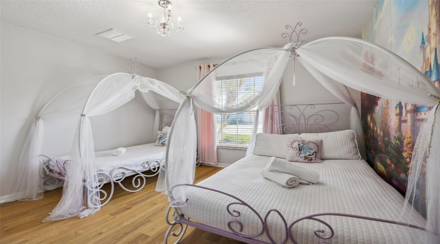 DAVENPORT, Florida 33837, 4 Bedrooms Bedrooms, ,3 BathroomsBathrooms,Residential,For Sale,TIVOLI,0,MFRO6401550