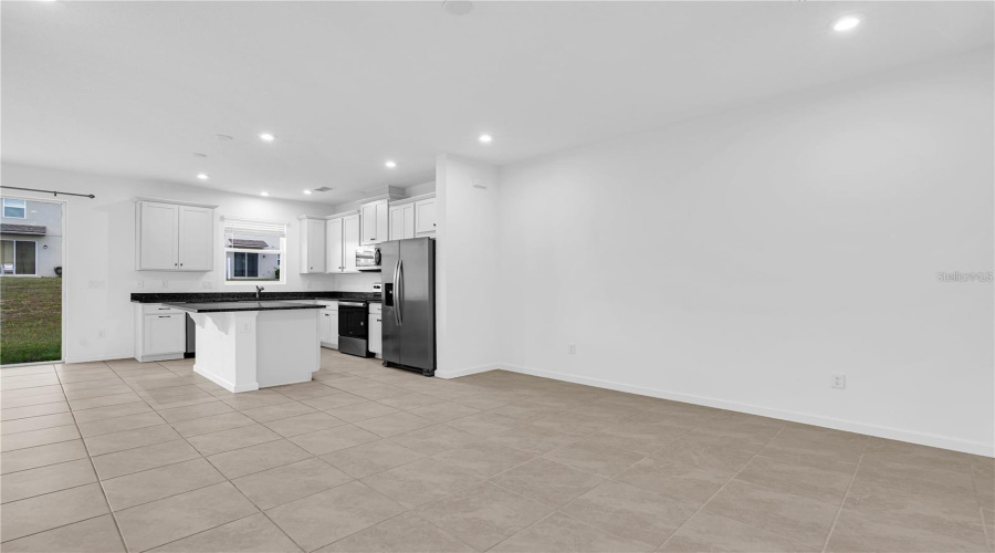 KISSIMMEE, Florida 34747, 3 Bedrooms Bedrooms, ,2 BathroomsBathrooms,Residential,For Sale,LAKESHORE BREEZE,0,MFRO6402729