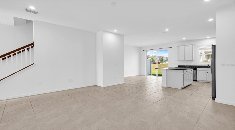 KISSIMMEE, Florida 34747, 3 Bedrooms Bedrooms, ,2 BathroomsBathrooms,Residential,For Sale,LAKESHORE BREEZE,0,MFRO6402729