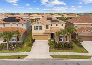 DAVENPORT, Florida 33837, 7 Bedrooms Bedrooms, ,5 BathroomsBathrooms,Residential,For Sale,OAKMOSS,0,MFRO6402406