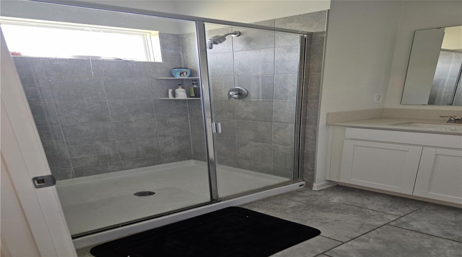 DAVENPORT, Florida 33837, 3 Bedrooms Bedrooms, ,2 BathroomsBathrooms,Residential,For Sale,LAURENT,0,MFRTB8500629