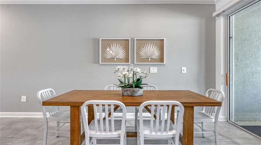 DAVENPORT, Florida 33896, 4 Bedrooms Bedrooms, ,3 BathroomsBathrooms,Residential,For Sale,KINGSBARN,0,MFRTB8502672