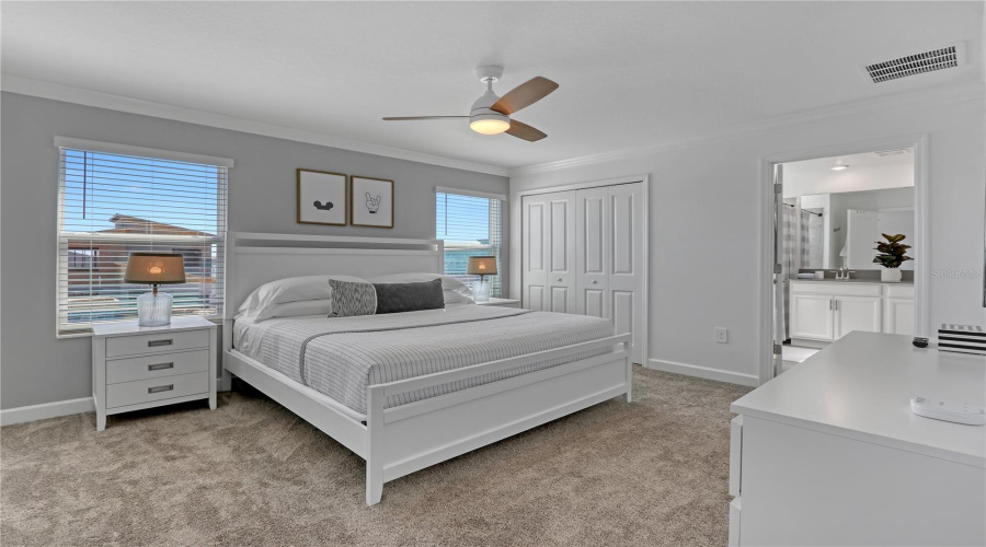 DAVENPORT, Florida 33896, 4 Bedrooms Bedrooms, ,3 BathroomsBathrooms,Residential,For Sale,KINGSBARN,0,MFRTB8502672