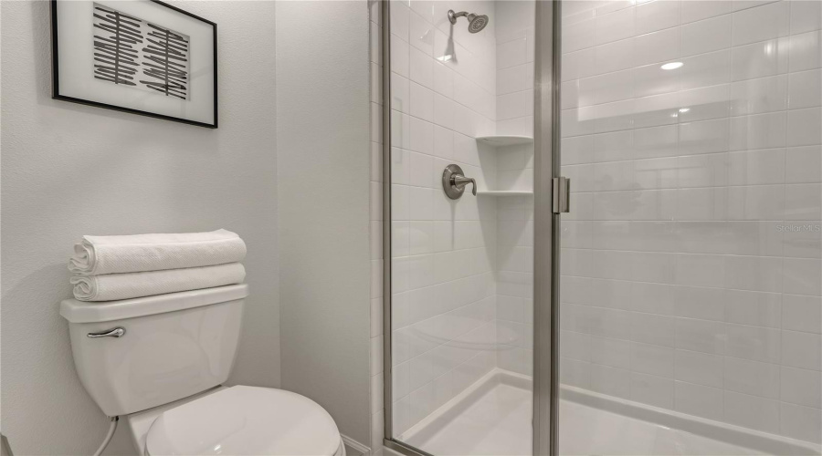 DAVENPORT, Florida 33896, 4 Bedrooms Bedrooms, ,3 BathroomsBathrooms,Residential,For Sale,KINGSBARN,0,MFRTB8502672