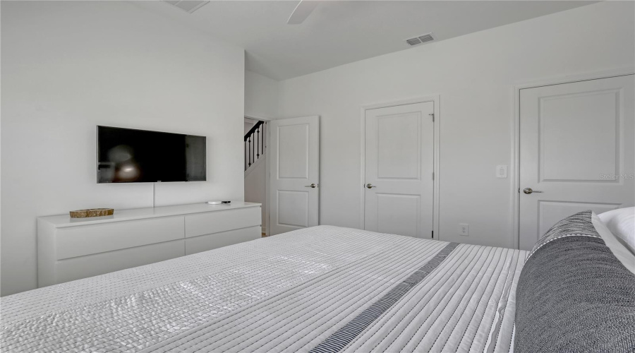 DAVENPORT, Florida 33896, 4 Bedrooms Bedrooms, ,3 BathroomsBathrooms,Residential,For Sale,KINGSBARN,0,MFRTB8502672