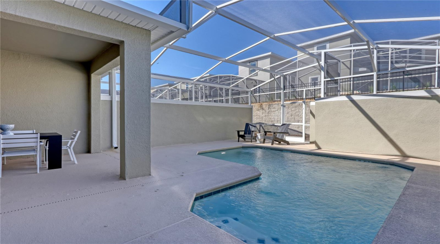 DAVENPORT, Florida 33896, 4 Bedrooms Bedrooms, ,3 BathroomsBathrooms,Residential,For Sale,KINGSBARN,0,MFRTB8502672