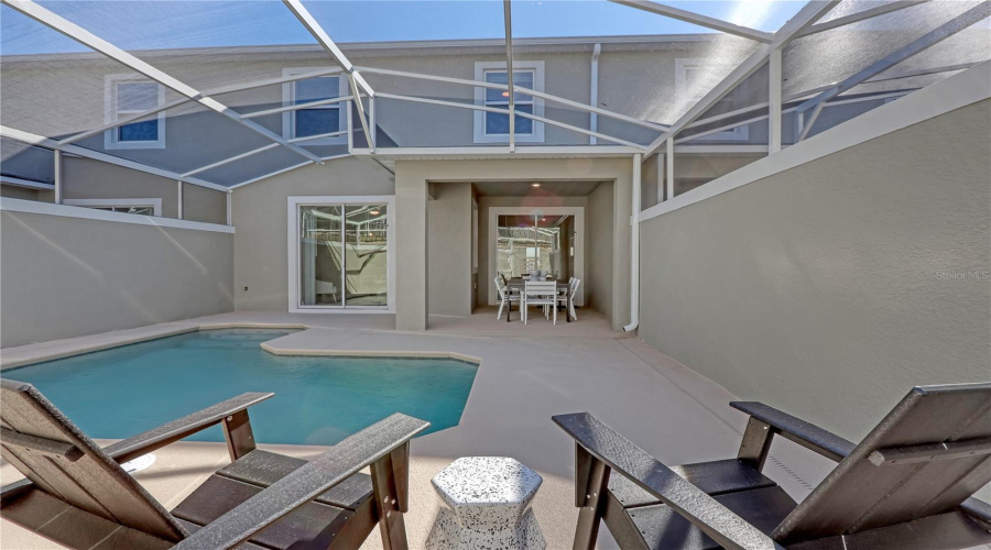 DAVENPORT, Florida 33896, 4 Bedrooms Bedrooms, ,3 BathroomsBathrooms,Residential,For Sale,KINGSBARN,0,MFRTB8502672