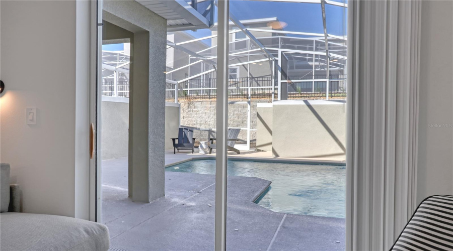 DAVENPORT, Florida 33896, 4 Bedrooms Bedrooms, ,3 BathroomsBathrooms,Residential,For Sale,KINGSBARN,0,MFRTB8502672