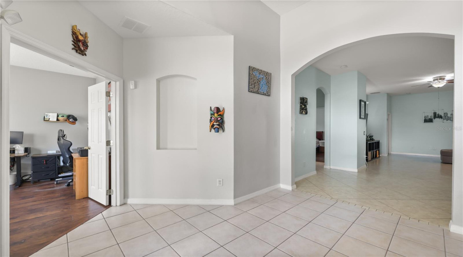 DAVENPORT, Florida 33897, 3 Bedrooms Bedrooms, ,2 BathroomsBathrooms,Residential,For Sale,HIGHER COMBE,0,MFRG5111654