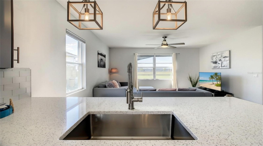 DAVENPORT, Florida 33837, 3 Bedrooms Bedrooms, ,2 BathroomsBathrooms,Residential,For Sale,KNOLLWOOD,0,MFRG5110741