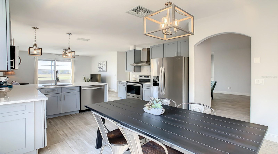 DAVENPORT, Florida 33837, 3 Bedrooms Bedrooms, ,2 BathroomsBathrooms,Residential,For Sale,KNOLLWOOD,0,MFRG5110741