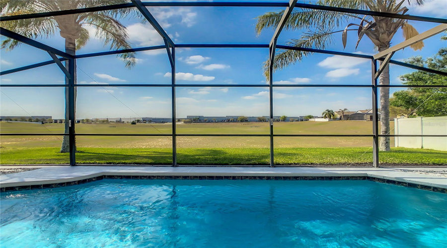 DAVENPORT, Florida 33837, 3 Bedrooms Bedrooms, ,2 BathroomsBathrooms,Residential,For Sale,KNOLLWOOD,0,MFRG5110741
