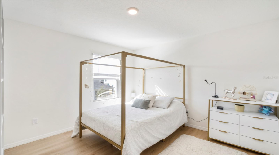 DAVENPORT, Florida 33837, 5 Bedrooms Bedrooms, ,3 BathroomsBathrooms,Residential,For Sale,ANGEL FALLS,0,MFRO6403243