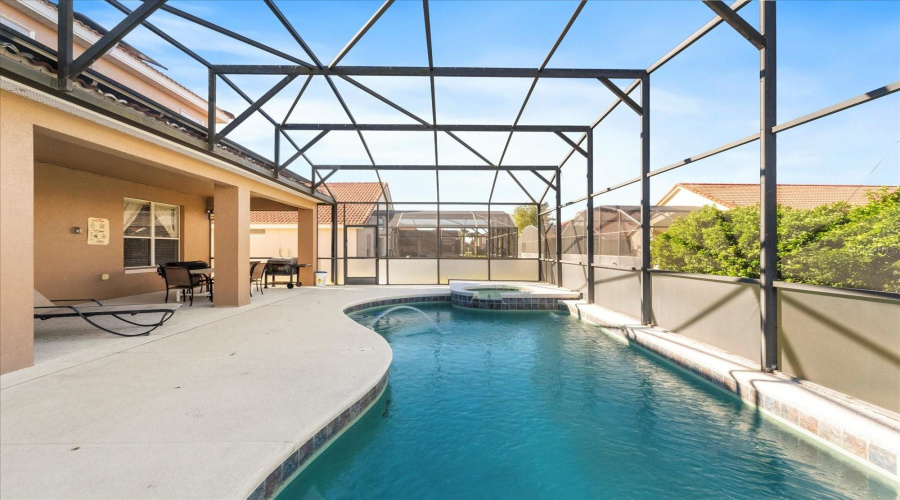 DAVENPORT, Florida 33837, 6 Bedrooms Bedrooms, ,4 BathroomsBathrooms,Residential,For Sale,STELLA,0,MFRO6302918