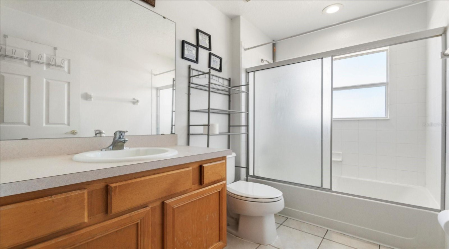 DAVENPORT, Florida 33837, 6 Bedrooms Bedrooms, ,4 BathroomsBathrooms,Residential,For Sale,STELLA,0,MFRO6302918