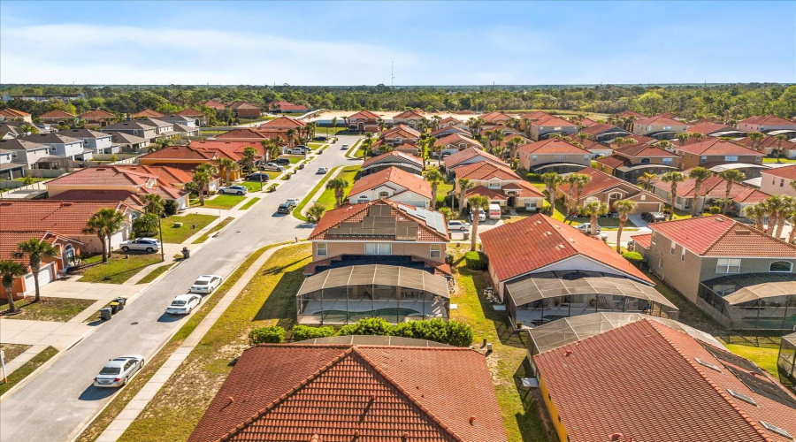 DAVENPORT, Florida 33837, 6 Bedrooms Bedrooms, ,4 BathroomsBathrooms,Residential,For Sale,STELLA,0,MFRO6302918