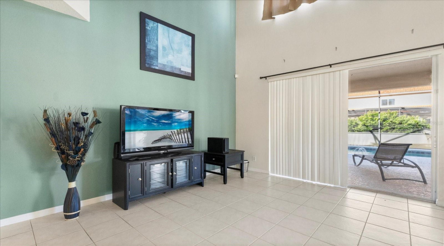 DAVENPORT, Florida 33837, 6 Bedrooms Bedrooms, ,4 BathroomsBathrooms,Residential,For Sale,STELLA,0,MFRO6302918