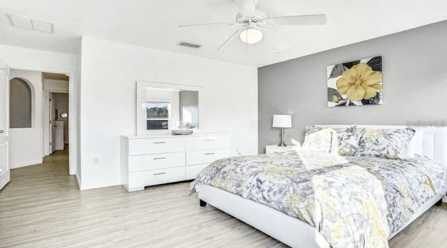 DAVENPORT, Florida 33896, 4 Bedrooms Bedrooms, ,3 BathroomsBathrooms,Residential,For Sale,SANDY RIDGE,0,MFRO6394005