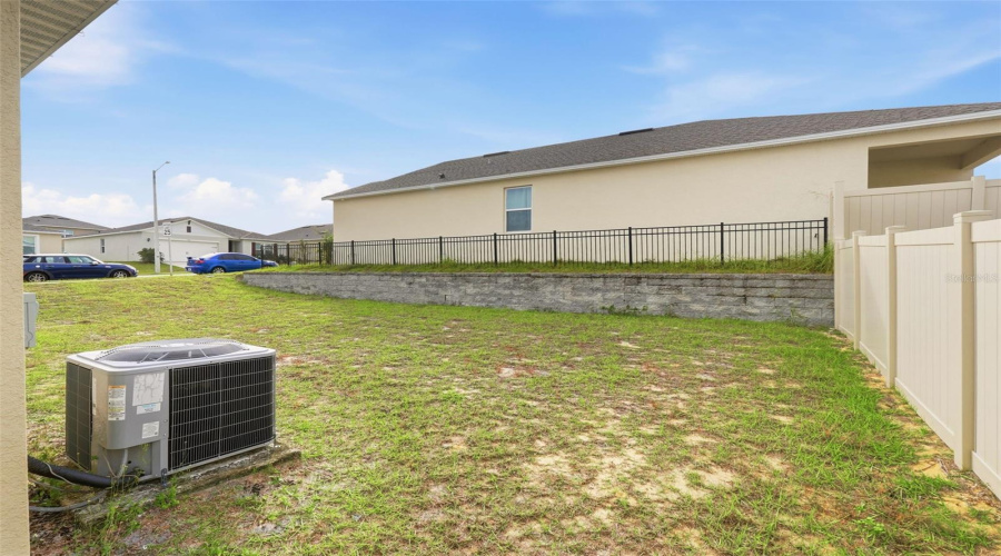 DAVENPORT, Florida 33837, 4 Bedrooms Bedrooms, ,2 BathroomsBathrooms,Residential,For Sale,SUGARWOOD,0,MFRS5140298