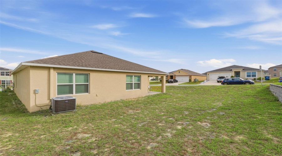 DAVENPORT, Florida 33837, 4 Bedrooms Bedrooms, ,2 BathroomsBathrooms,Residential,For Sale,SUGARWOOD,0,MFRS5140298