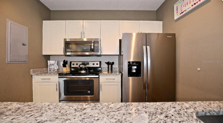 KISSIMMEE, Florida 34747, 3 Bedrooms Bedrooms, ,2 BathroomsBathrooms,Residential,For Sale,SHINE,0,MFRO6339517