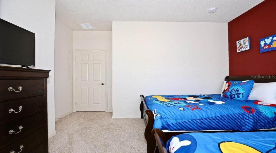 KISSIMMEE, Florida 34747, 3 Bedrooms Bedrooms, ,2 BathroomsBathrooms,Residential,For Sale,SHINE,0,MFRO6339517