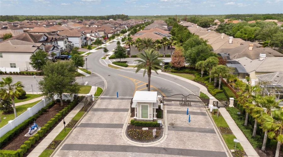 ORLANDO, Florida 32836, 4 Bedrooms Bedrooms, ,4 BathroomsBathrooms,Residential,For Sale,LEAF GROVE,0,MFRO6401229