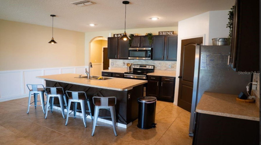 DAVENPORT, Florida 33897, 4 Bedrooms Bedrooms, ,2 BathroomsBathrooms,Residential,For Sale,FOX SQUIRREL,0,MFRS5148920