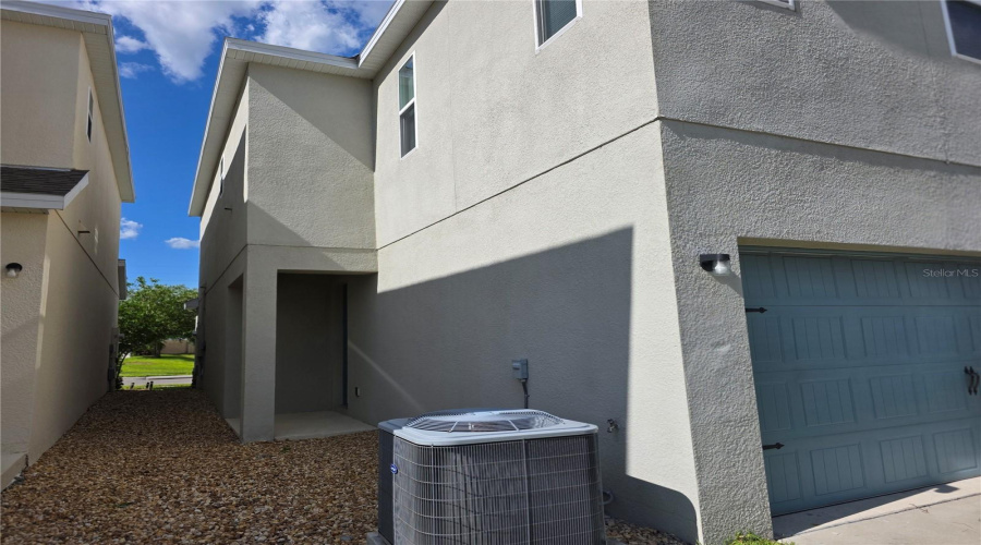 DAVENPORT, Florida 33837, 3 Bedrooms Bedrooms, ,2 BathroomsBathrooms,Residential,For Sale,BOYDFIELD,0,MFRTB8503251