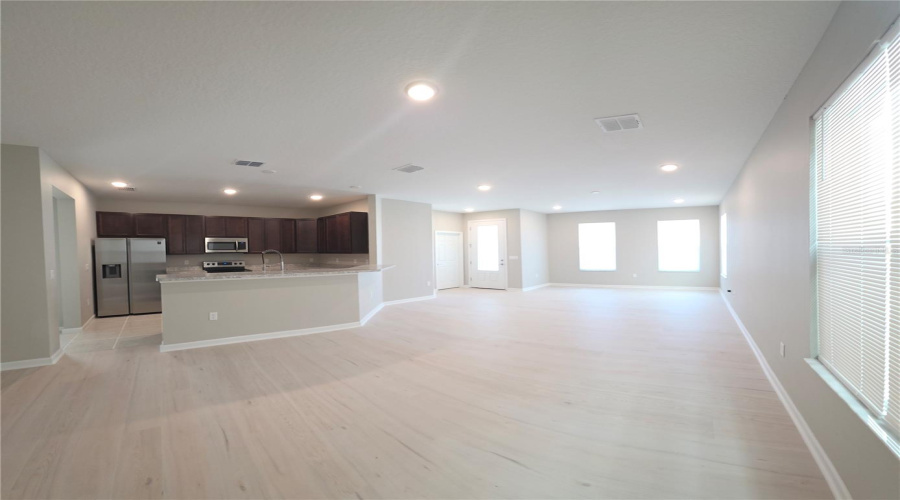 DAVENPORT, Florida 33837, 3 Bedrooms Bedrooms, ,2 BathroomsBathrooms,Residential,For Sale,BOYDFIELD,0,MFRTB8503251