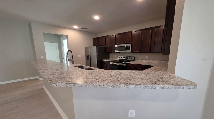 DAVENPORT, Florida 33837, 3 Bedrooms Bedrooms, ,2 BathroomsBathrooms,Residential,For Sale,BOYDFIELD,0,MFRTB8503251