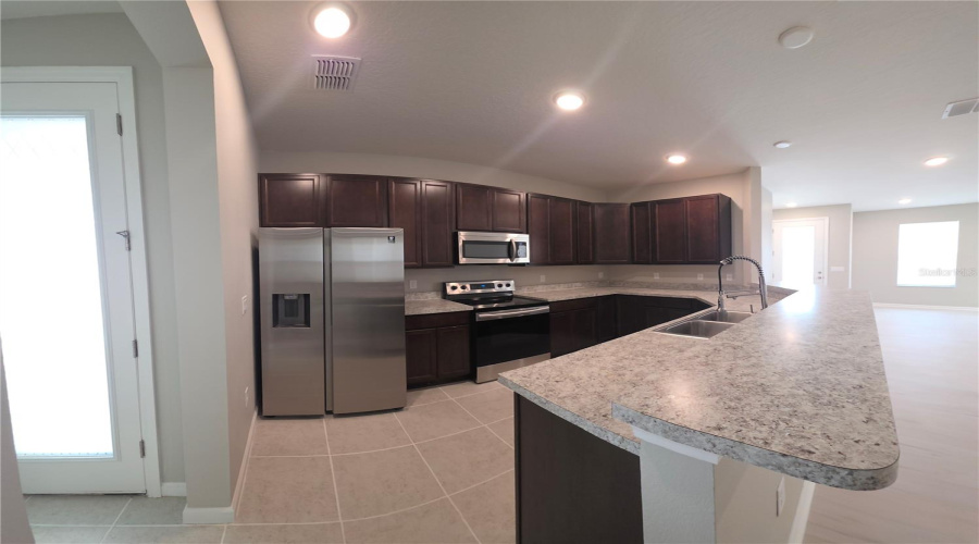 DAVENPORT, Florida 33837, 3 Bedrooms Bedrooms, ,2 BathroomsBathrooms,Residential,For Sale,BOYDFIELD,0,MFRTB8503251