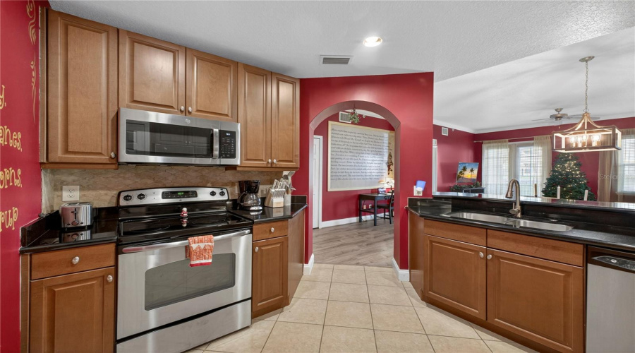 REUNION, Florida 34747, 3 Bedrooms Bedrooms, ,2 BathroomsBathrooms,Residential,For Sale,MOURNING DOVE,0,MFRS5148099