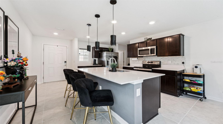 KISSIMMEE, Florida 34746, 3 Bedrooms Bedrooms, ,2 BathroomsBathrooms,Residential,For Sale,SUNNY CREEK,0,MFRO6402833