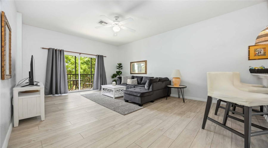 DAVENPORT, Florida 33897, 3 Bedrooms Bedrooms, ,2 BathroomsBathrooms,Residential,For Sale,RUM,0,MFRO6402842