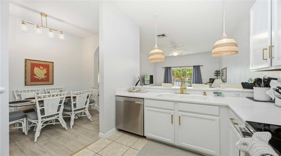 DAVENPORT, Florida 33897, 3 Bedrooms Bedrooms, ,2 BathroomsBathrooms,Residential,For Sale,RUM,0,MFRO6402842