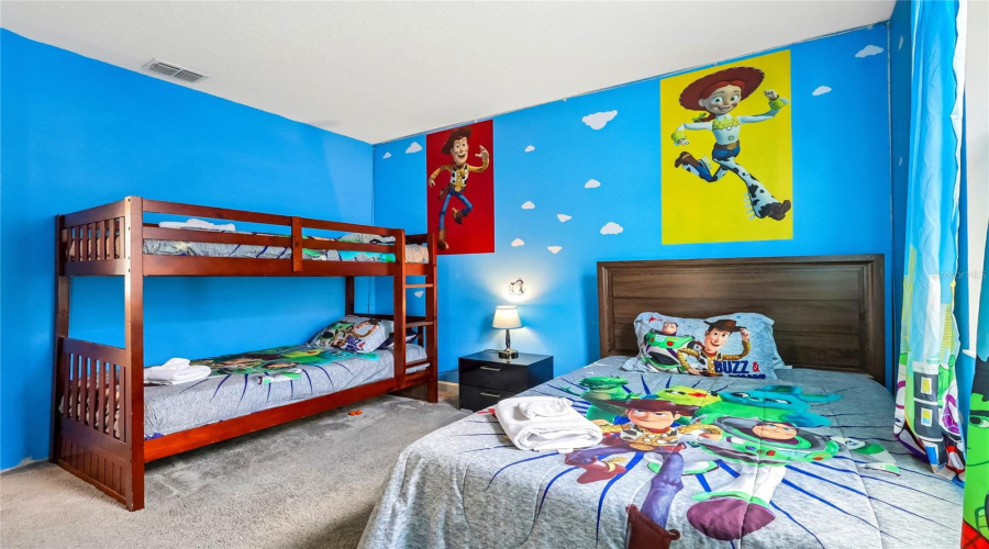 KISSIMMEE, Florida 34746, 7 Bedrooms Bedrooms, ,5 BathroomsBathrooms,Residential,For Sale,BOOKMARK,0,MFRO6402384