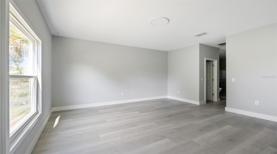 DAVENPORT, Florida 33837, 4 Bedrooms Bedrooms, ,3 BathroomsBathrooms,Residential,For Sale,NORTH,0,MFRO6402705