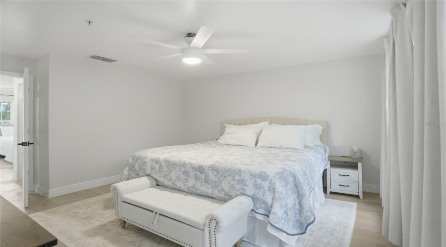 CELEBRATION, Florida 34747, 3 Bedrooms Bedrooms, ,2 BathroomsBathrooms,Residential,For Sale,WATERSIDE,0,MFRO6402362