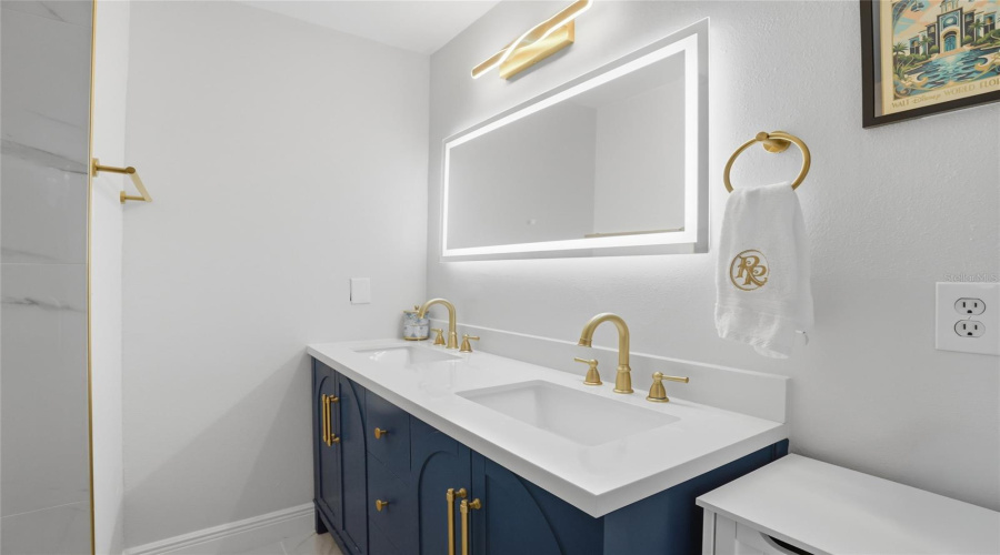 CELEBRATION, Florida 34747, 3 Bedrooms Bedrooms, ,2 BathroomsBathrooms,Residential,For Sale,WATERSIDE,0,MFRO6402362