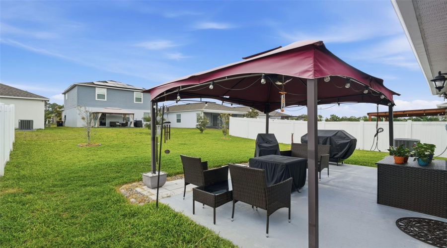 DAVENPORT, Florida 33896, 3 Bedrooms Bedrooms, ,2 BathroomsBathrooms,Residential,For Sale,VILLAVISTA,0,MFRO6403554