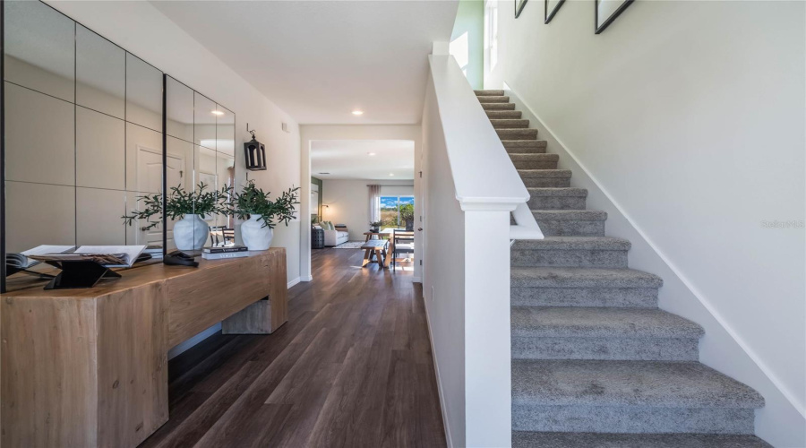 DAVENPORT, Florida 33837, 5 Bedrooms Bedrooms, ,3 BathroomsBathrooms,Residential,For Sale,MOLERA BEACH,0,MFRO6366837