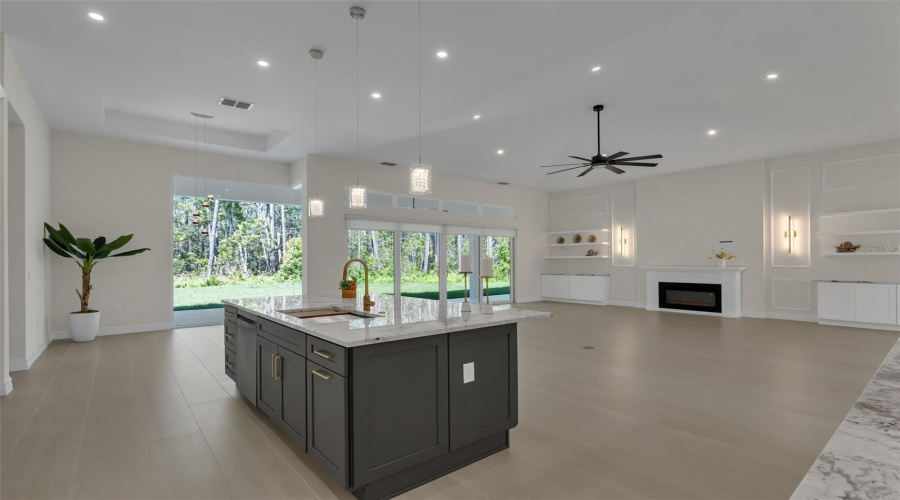 KISSIMMEE, Florida 34747, 5 Bedrooms Bedrooms, ,4 BathroomsBathrooms,Residential,For Sale,GOODMAN,0,MFRO6396029