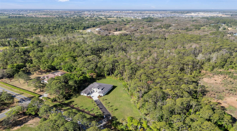 KISSIMMEE, Florida 34747, 5 Bedrooms Bedrooms, ,4 BathroomsBathrooms,Residential,For Sale,GOODMAN,0,MFRO6396029