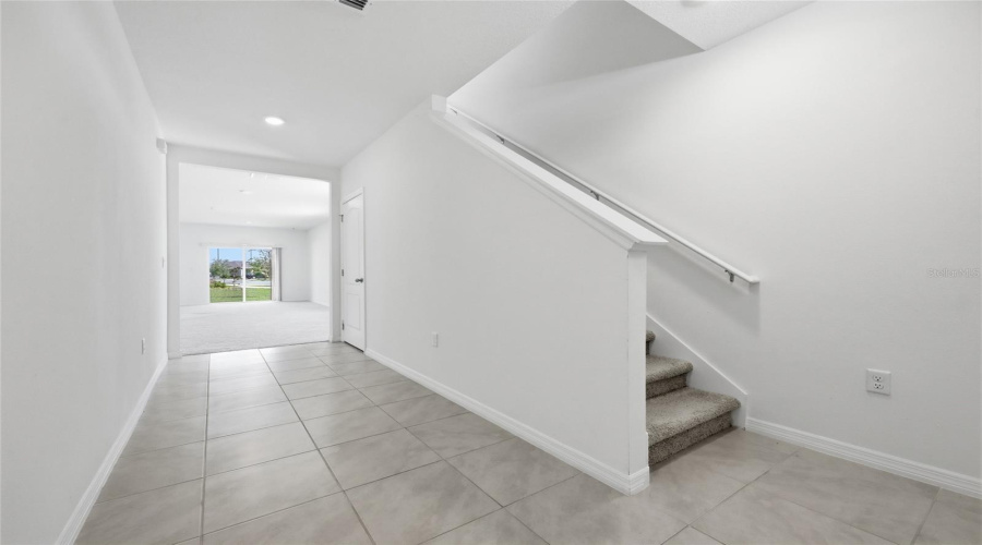 DAVENPORT, Florida 33837, 5 Bedrooms Bedrooms, ,3 BathroomsBathrooms,Residential,For Sale,ELKRIDGE,0,MFRO6403010