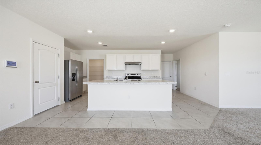 DAVENPORT, Florida 33837, 5 Bedrooms Bedrooms, ,3 BathroomsBathrooms,Residential,For Sale,ELKRIDGE,0,MFRO6403010