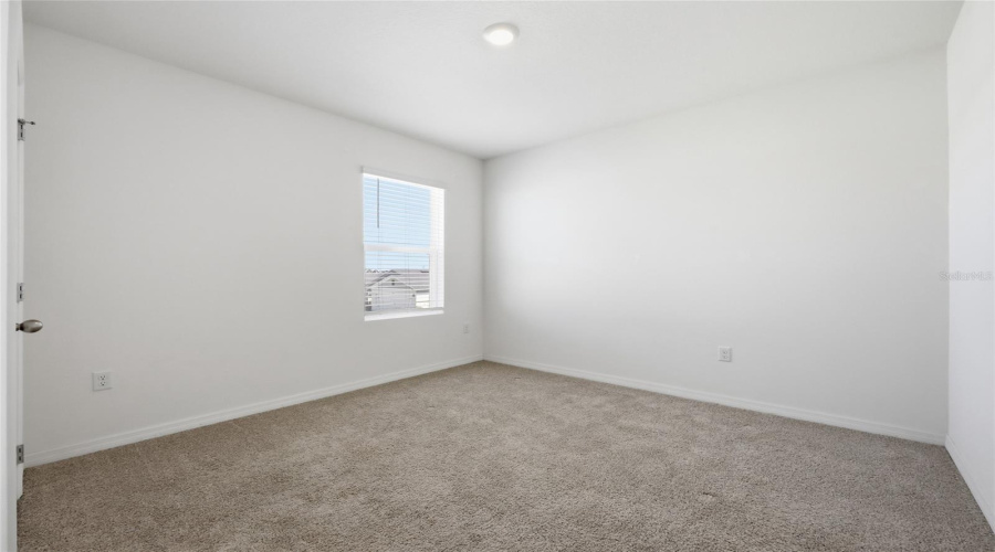 DAVENPORT, Florida 33837, 5 Bedrooms Bedrooms, ,3 BathroomsBathrooms,Residential,For Sale,ELKRIDGE,0,MFRO6403010