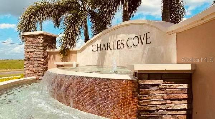 DAVENPORT, Florida 33837, 5 Bedrooms Bedrooms, ,3 BathroomsBathrooms,Residential,For Sale,ELKRIDGE,0,MFRO6403010